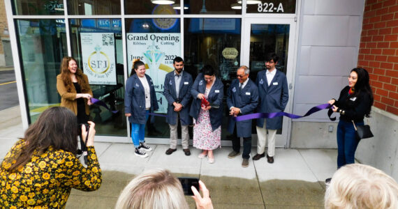 Seattle Fine Jewelry had its ribbon cutting ceremony June 17. Photo by Kevin Pieczynski-Jones.