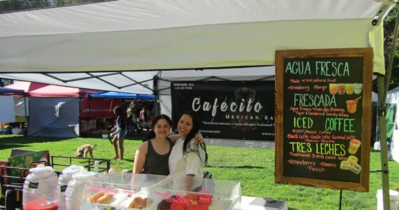 Cafecito is a family-owned Mexican bakery. From left to right: Yiselle Bustamante and Lizeet Bustamante. Photos by Annika Hauer
