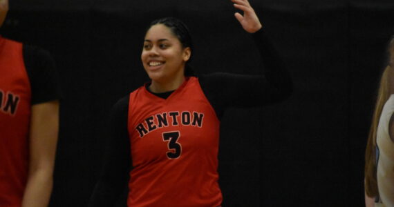 Leilah Spalding celebrates after defeating Sultan in the district championship. Ben Ray / The Reporter